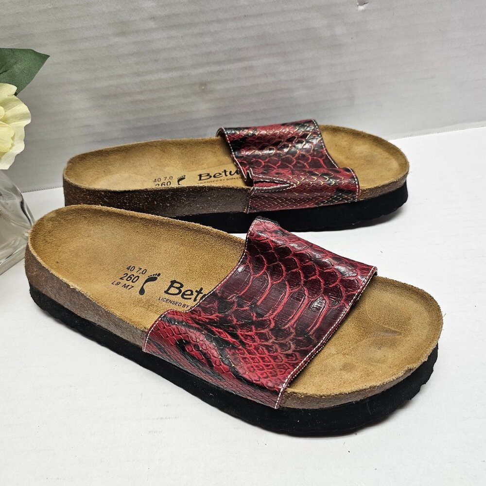 Betula Birkenstock Red Snake Leather Slip On Clogs Slides Sandals 40 L 9 M 7
